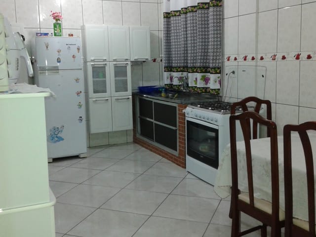Casa 3 quartos e 1 banheiro, à venda, no bairro Vila Rica em Pindamonhangaba