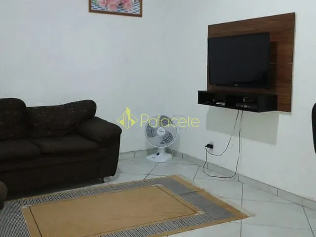 Casa 3 quartos e 1 banheiro, à venda, no bairro Vila Rica em Pindamonhangaba
