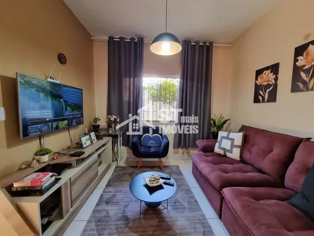 Casa com 200m² 2 quartos e 2 banheiros, à venda, no bairro Jardim Brasil em Andradas