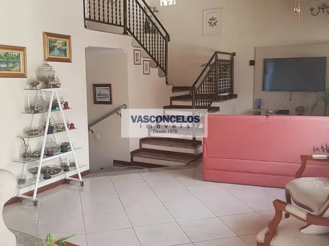 Casa com 256m² 4 quartos e 4 banheiros, à venda, no bairro Urbanova em São José Dos Campos