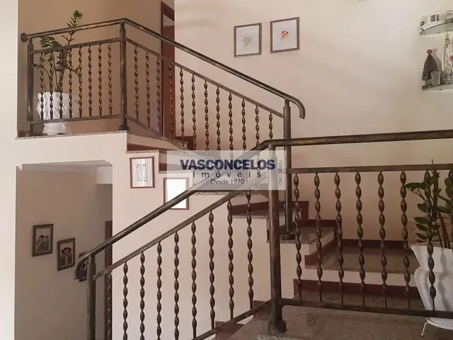 Casa com 256m² 4 quartos e 4 banheiros, à venda, no bairro Urbanova em São José Dos Campos