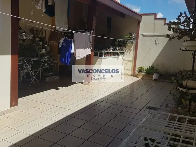 Casa com 256m² 4 quartos e 4 banheiros, à venda, no bairro Urbanova em São José Dos Campos