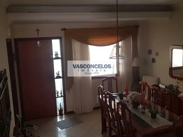 Casa com 256m² 4 quartos e 4 banheiros, à venda, no bairro Urbanova em São José Dos Campos