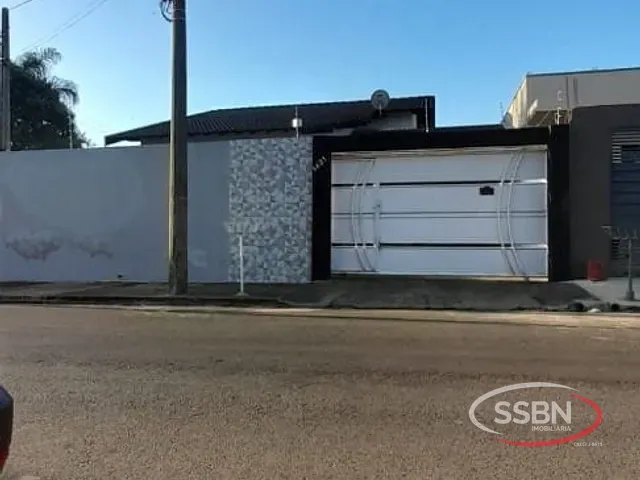 Casa com 320m² 3 quartos e 1 banheiro, à venda, no bairro Jardim Monte Das Oliveiras em Nova Odessa