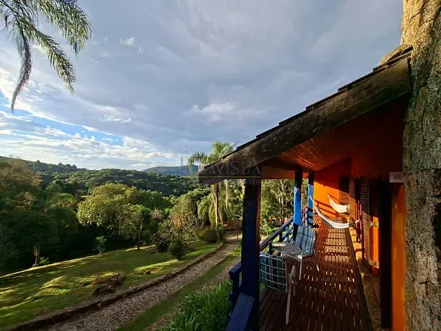 Casa com 4000m² 4 quartos e 7 banheiros, à venda, no bairro Residencial Parque Itapetinga em Atibaia
