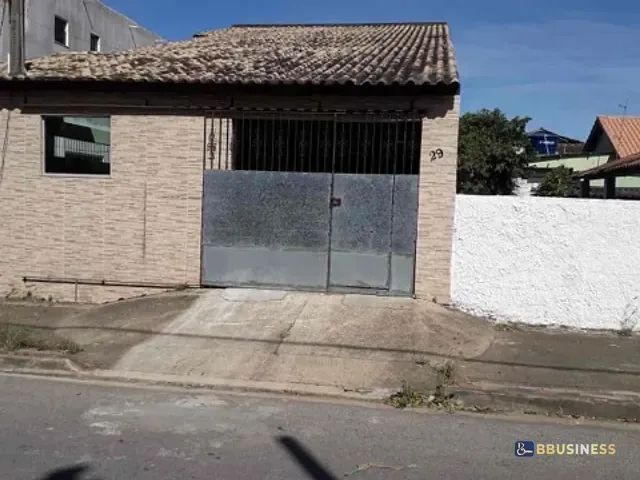 Casa com 150m² 2 quartos e 1 banheiro, à venda, no bairro Goitacazes em Campos dos Goytacazes
