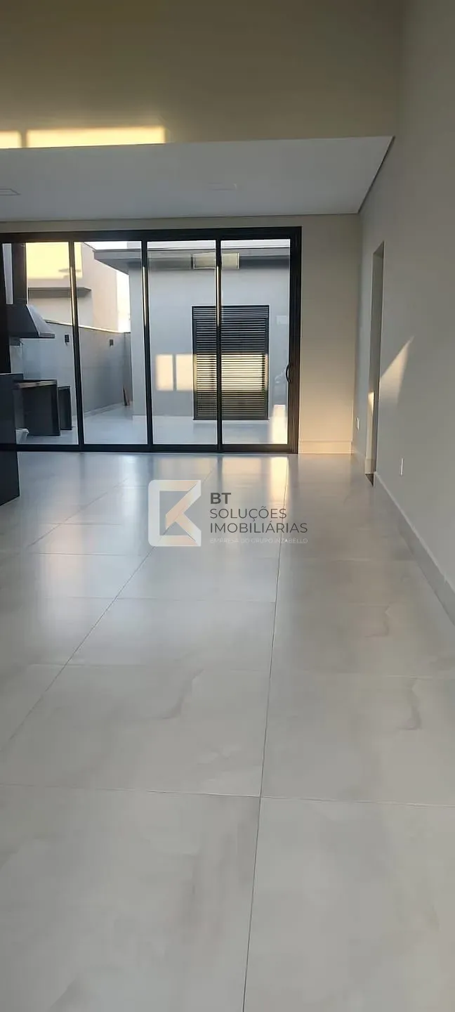 Casa, 3 quartos, 196 m² - Foto 2