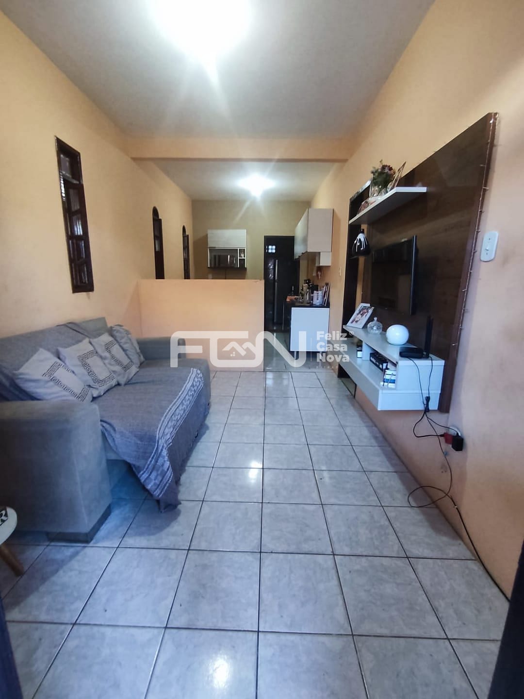 Casa à venda com 2 quartos, 10m² - Foto 4