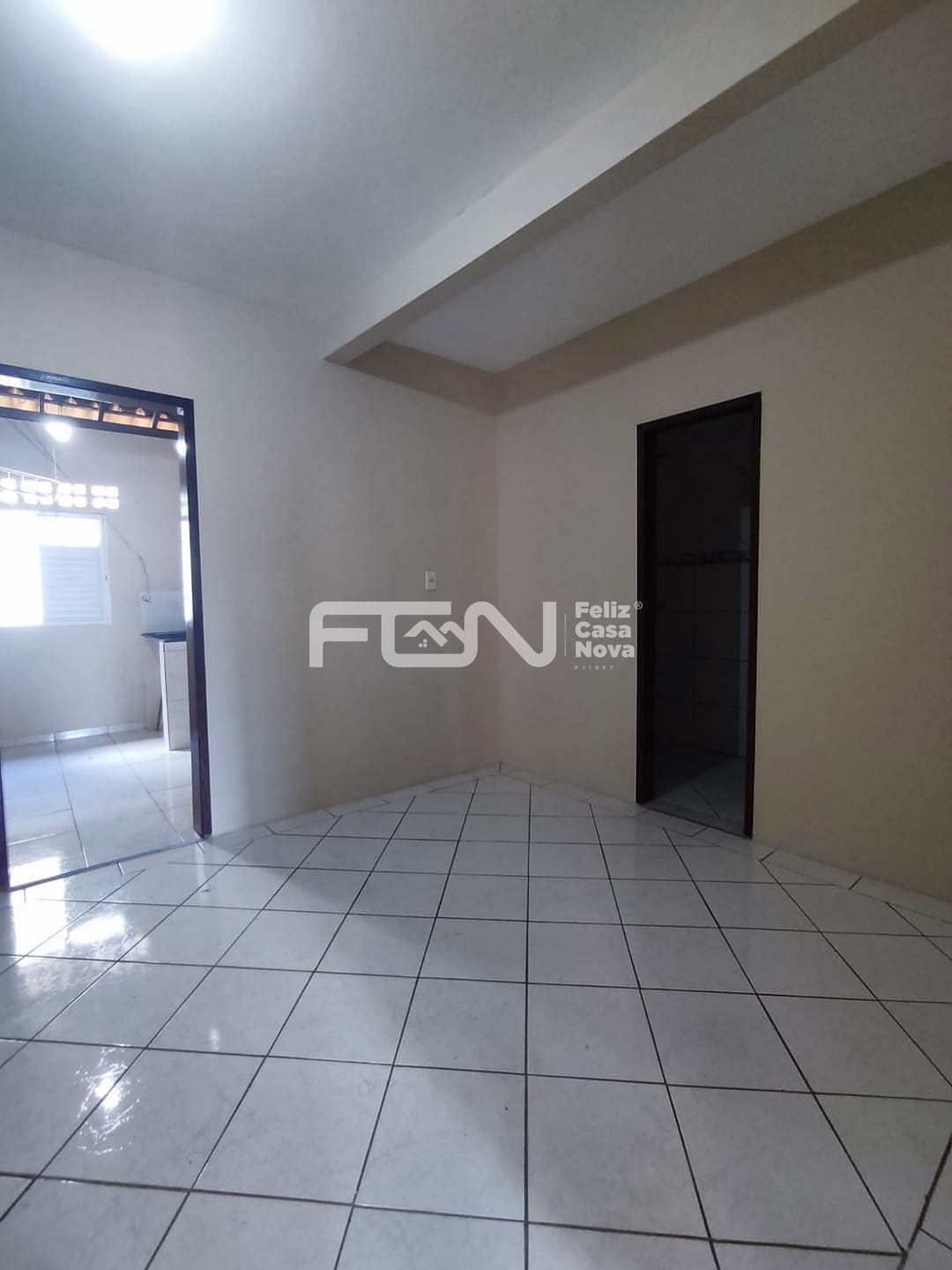 Casa à venda com 2 quartos, 10m² - Foto 19