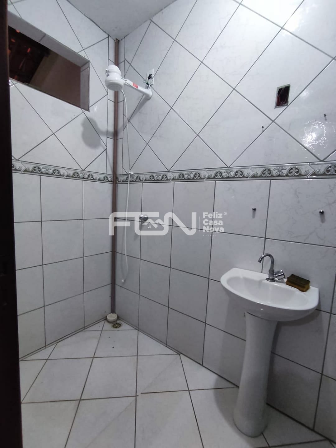 Casa à venda com 2 quartos, 10m² - Foto 29