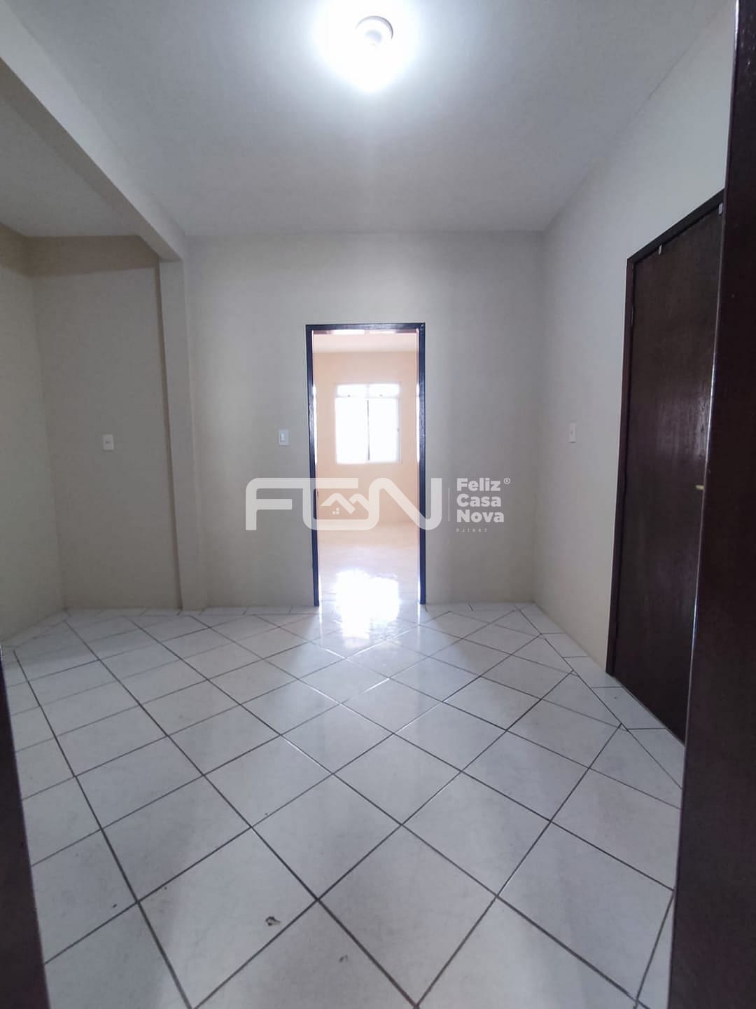 Casa à venda com 2 quartos, 10m² - Foto 28