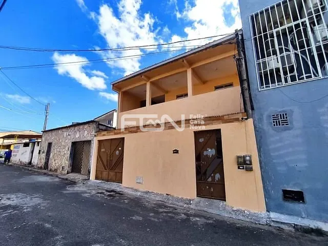 Casa 2 quartos e 1 banheiro, à venda, no bairro Gleba C em Camaçari