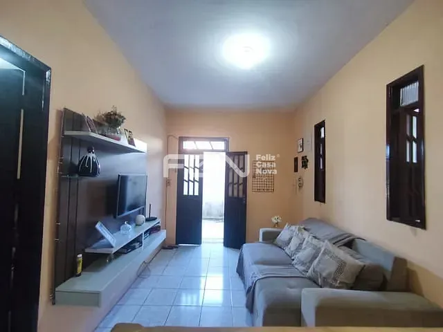 Casa 2 quartos e 1 banheiro, à venda, no bairro Gleba C em Camaçari