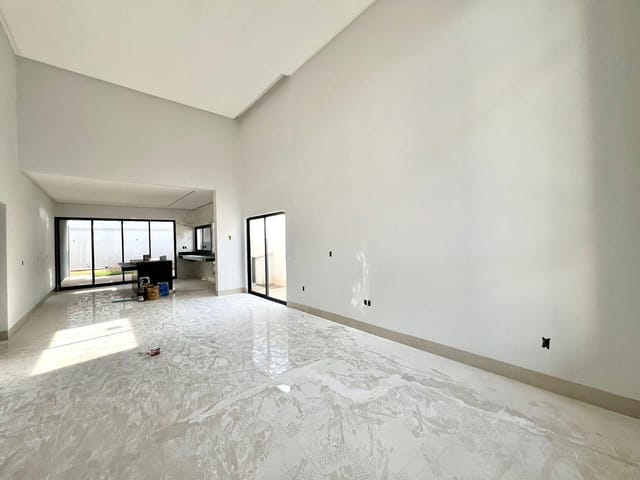 Casa com 360m² 3 quartos e 2 banheiros, à venda, no bairro Jardim Novo Petrópolis em Goiânia
