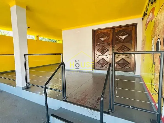 Prédio para alugar, no bairro Coester em Fernandópolis