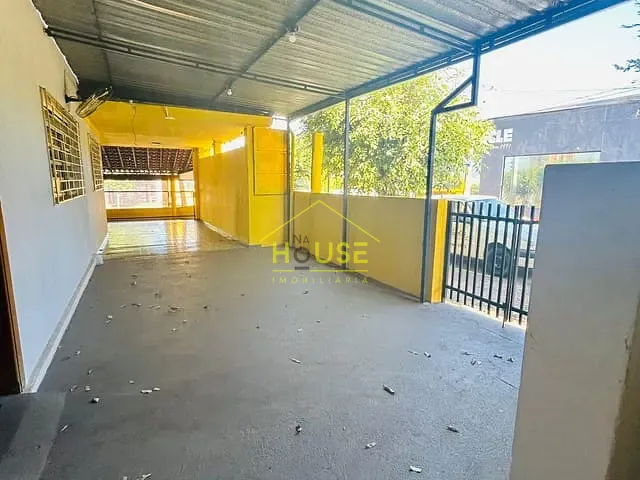 Prédio para alugar, no bairro Coester em Fernandópolis