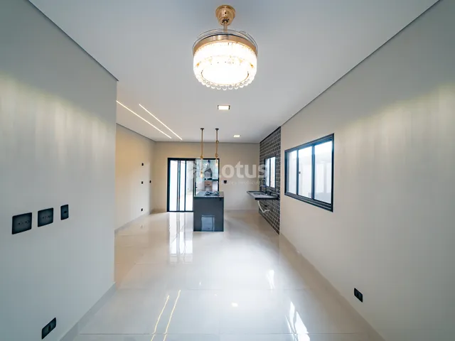 Casa com 150m² 3 quartos e 3 banheiros, à venda, no bairro Nova Jaguari em Santana de Parnaíba