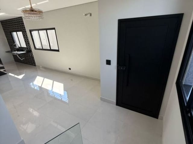 Casa com 150m² 3 quartos e 3 banheiros, à venda, no bairro Nova Jaguari em Santana de Parnaíba