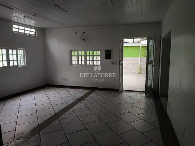 Casa para alugar, no bairro Várzea em Teresópolis