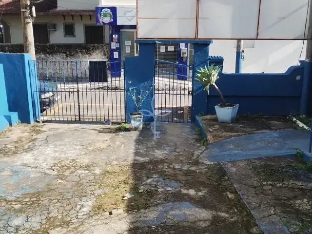 Casa para alugar, no bairro Centro em Mangaratiba