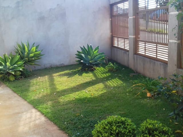 Casa com 300m² 2 quartos e 1 banheiro, à venda, no bairro Jardim Nova Cambé em Cambé