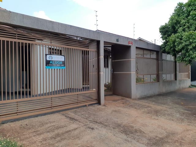 Casa com 300m² 2 quartos e 1 banheiro, à venda, no bairro Jardim Nova Cambé em Cambé