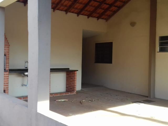 Casa com 300m² 2 quartos e 1 banheiro, à venda, no bairro Jardim Nova Cambé em Cambé