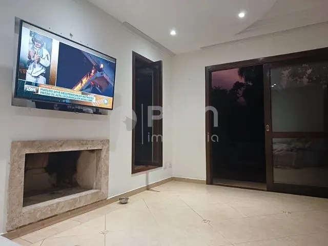 Casa com 1562m² 3 quartos e 3 banheiros, para alugar, no bairro Mairipora em Mairiporã