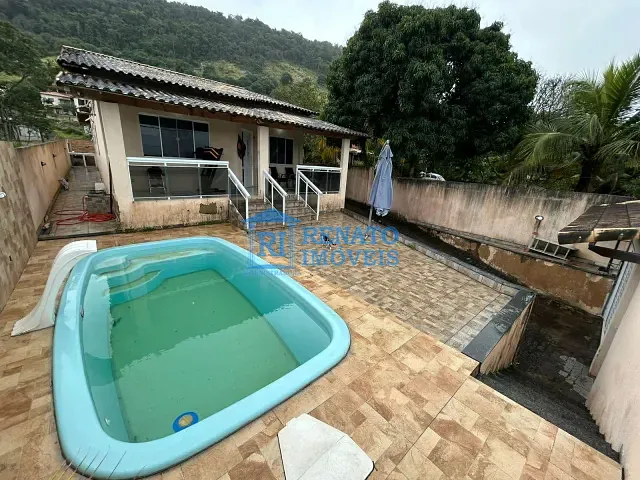 Casa 3 quartos e 3 banheiros, à venda ou para alugar, no bairro Caxito em Maricá