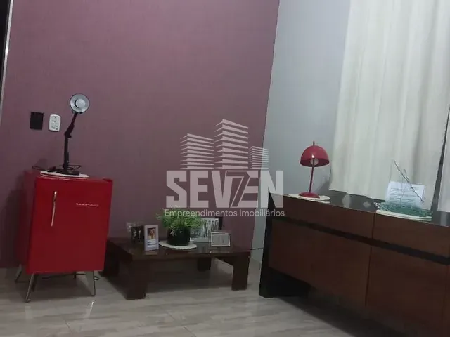 Casa com 468m² 3 quartos e 2 banheiros, à venda, no bairro Parque Vista Alegre em Bauru