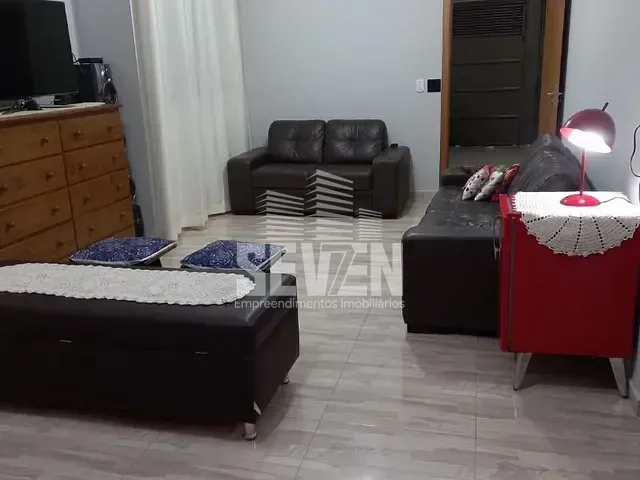 Casa com 468m² 3 quartos e 2 banheiros, à venda, no bairro Parque Vista Alegre em Bauru