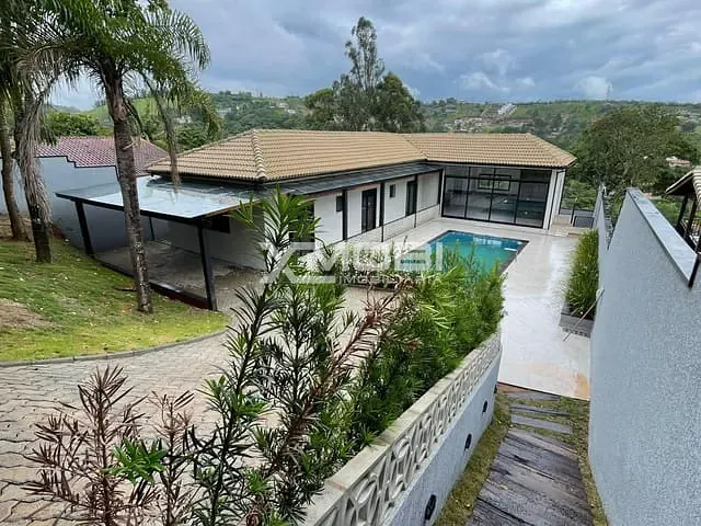 Casa com 544m² 3 quartos e 3 banheiros, à venda, no bairro Jardim Estância Brasil em Atibaia