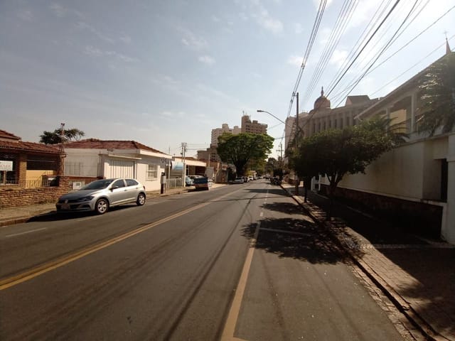 Casa com 405m² 3 quartos e 2 banheiros, à venda, no bairro Centro em São João da Boa Vista