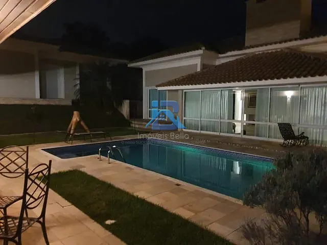 Casa com 1500m² 4 quartos e 4 banheiros, à venda, no bairro Ville Chamonix em Itatiba