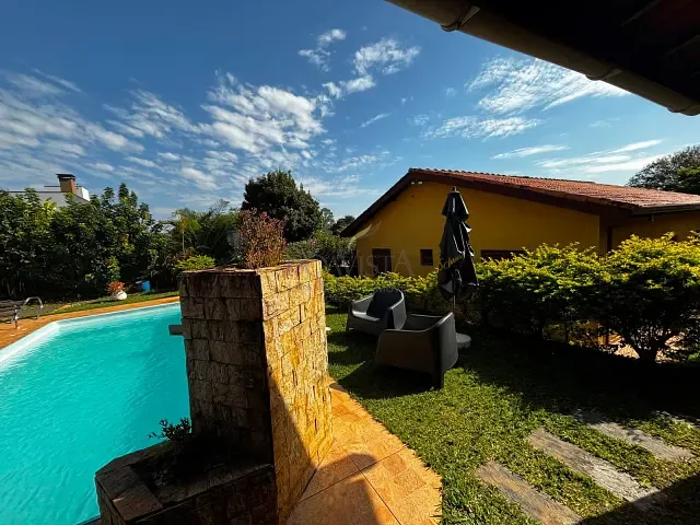 Casa com 1000m² 3 quartos e 3 banheiros, à venda, no bairro Batatuba em Piracaia