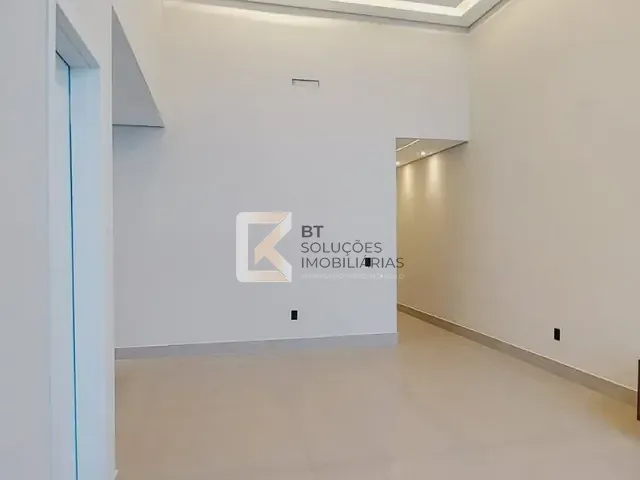 Casa com 300m² 3 quartos e 5 banheiros, à venda, no bairro Jardim Residencial Dona Lucilla em Indaiatuba