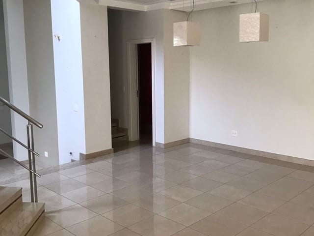 Casa 4 quartos e 6 banheiros, à venda, no bairro Alphaville Imbuias em Londrina