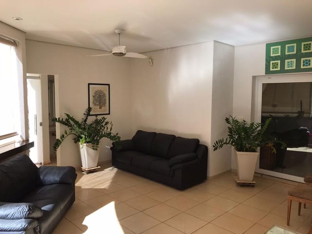 Casa 4 quartos e 6 banheiros, à venda, no bairro Alphaville Imbuias em Londrina