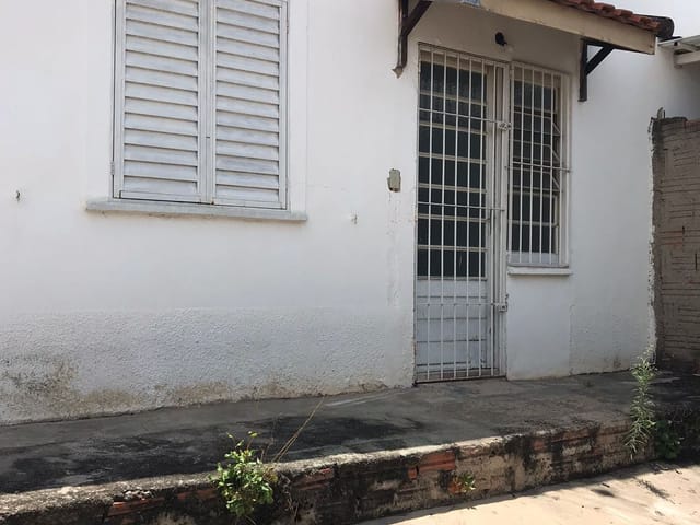 Casa com 180m² 2 quartos e 2 banheiros, à venda, no bairro Conjunto Residencial Parque São Bento em Campinas
