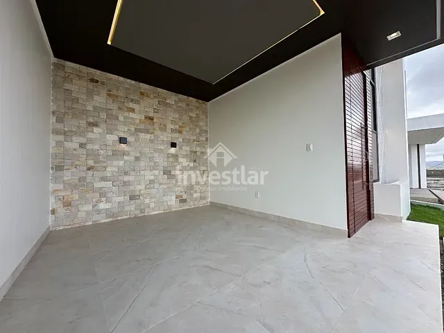 Casa com 201m² 3 quartos e 3 banheiros, à venda, no bairro Zona Rural em Campina Grande