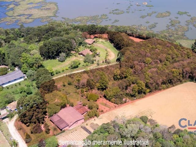 Casa à venda, no bairro Colônia Mariana em Campo Largo