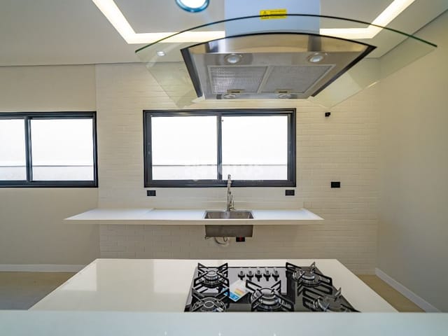 Casa com 150m² 3 quartos e 4 banheiros, à venda, no bairro Nova Jaguari em Santana de Parnaíba