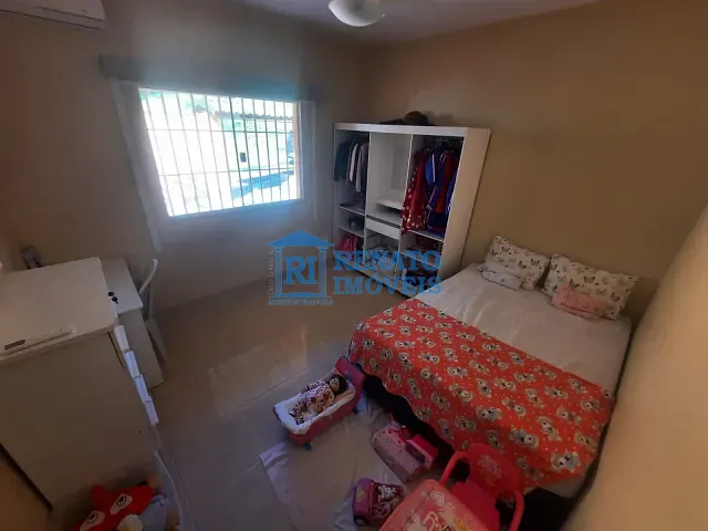 Casa com 257m² 3 quartos e 2 banheiros, à venda, no bairro Itapeba em Maricá