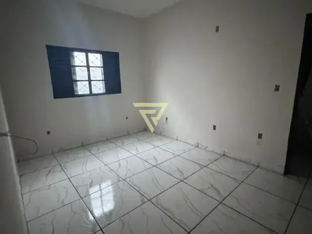 Casa com 130m² 2 quartos e 2 banheiros, à venda, no bairro Jardim Heitor Rigon em Ribeirão Preto