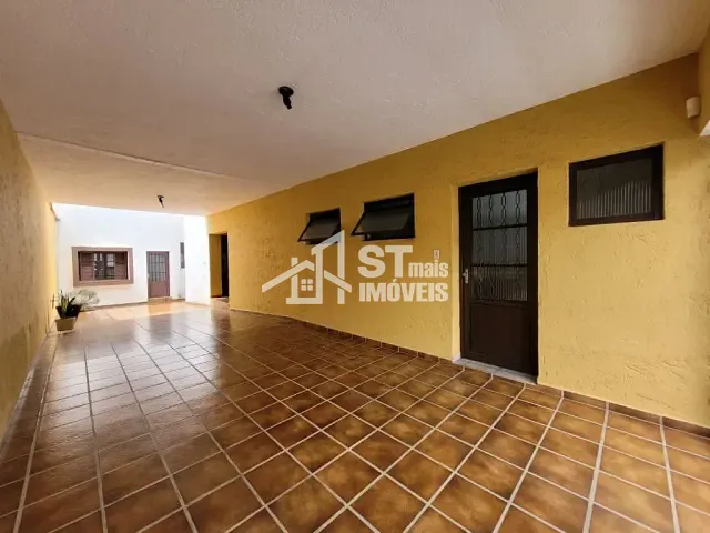 Casa com 710m² 4 quartos e 3 banheiros, à venda, no bairro Vila Mosconi em Andradas