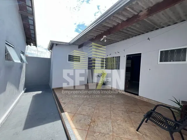 Casa com 242m² 3 quartos e 2 banheiros, à venda, no bairro Parque Santa Cecília em Bauru