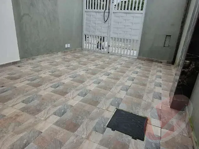 Casa com 100m² 2 quartos e 3 banheiros, à venda, no bairro Samambaia em Praia Grande