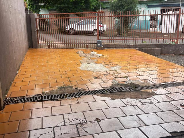 Foto do Casa - Casa para venda e locação, 3 Quartos (01 suíte), Amplo quintal, 4 Vagas, 400M² de terreno, Jd Califórnia, Londrina - PR | ZBM NEGOCIOS IMOBILIARIOS