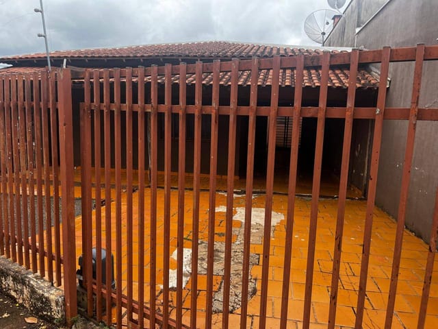 Foto do Casa - Casa para venda e locação, 3 Quartos (01 suíte), Amplo quintal, 4 Vagas, 400M² de terreno, Jd Califórnia, Londrina - PR | ZBM NEGOCIOS IMOBILIARIOS