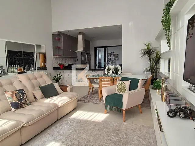 Casa com 300m² 3 quartos e 5 banheiros, à venda, no bairro Jardim Residencial Dona Lucilla em Indaiatuba